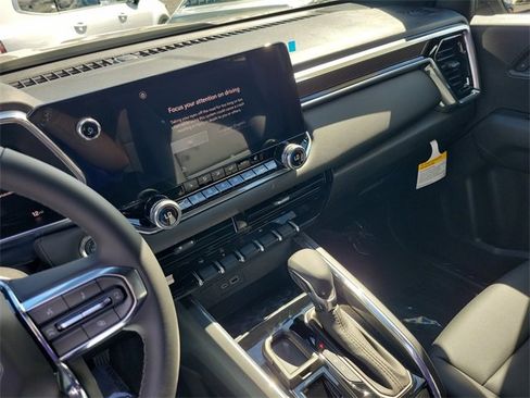 New 2026 GMC Canyon Elevation w/ Convenience Package image 16