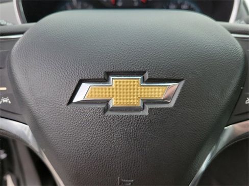 Used 2024 Chevrolet Equinox LS image 28