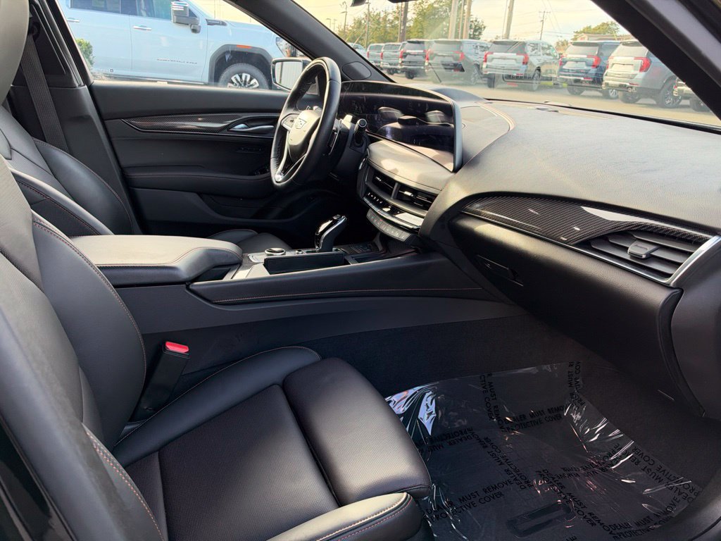 Used 2025 Cadillac CT5 Sport w/ Sun And Sound Package AWD/4WD image 11