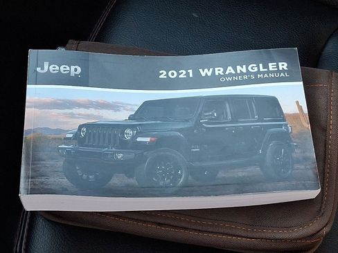 Certified 2021 Jeep Wrangler Unlimited Rubicon image 27