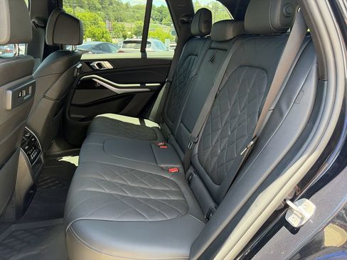 Used 2023 BMW X5 xDrive40i w/ M Sport Package AWD/4WD image 32