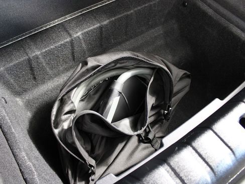 Used 2022 BMW i4 eDrive40 w/ M Sport Package image 29