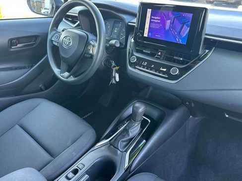 Used 2023 Toyota Corolla LE image 17