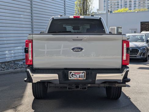 Used 2025 Ford F250 Lariat AWD/4WD image 6