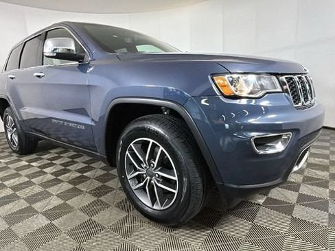 Used 2020 Jeep Grand Cherokee Limited AWD/4WD image 2