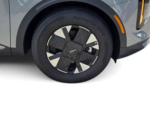 Certified 2026 Kia Sportage LX FWD image 6