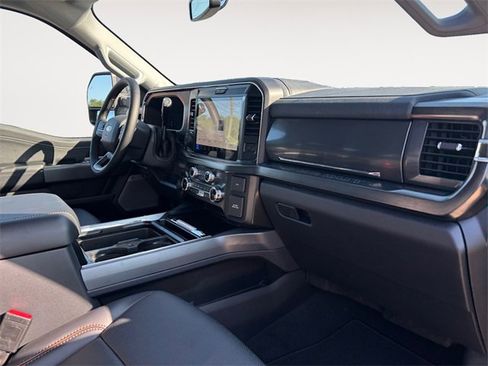 New 2025 Ford F250 Lariat w/ Lariat Ultimate Package image 10