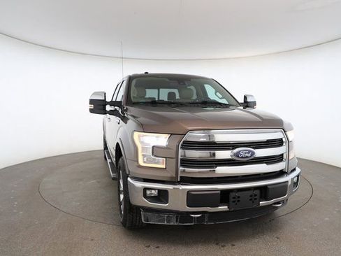 Used 2017 Ford F150 Lariat w/ Equipment Group 502A Luxury image 29