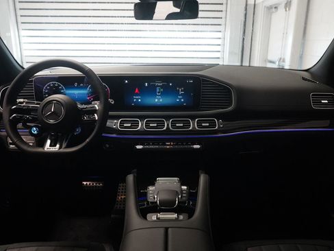New 2026 Mercedes-Benz GLE 53 AMG 4MATIC image 17
