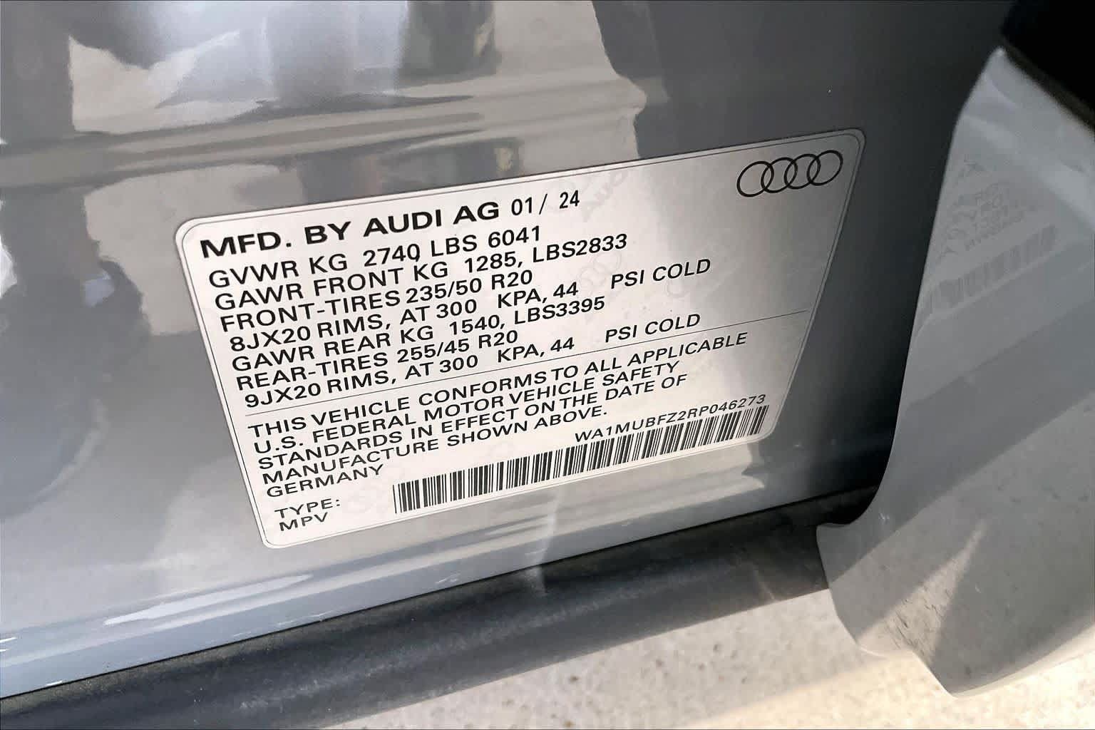 Used 2024 Audi Q4 e-tron Prestige w/ Black Optic Package AWD/4WD image 34