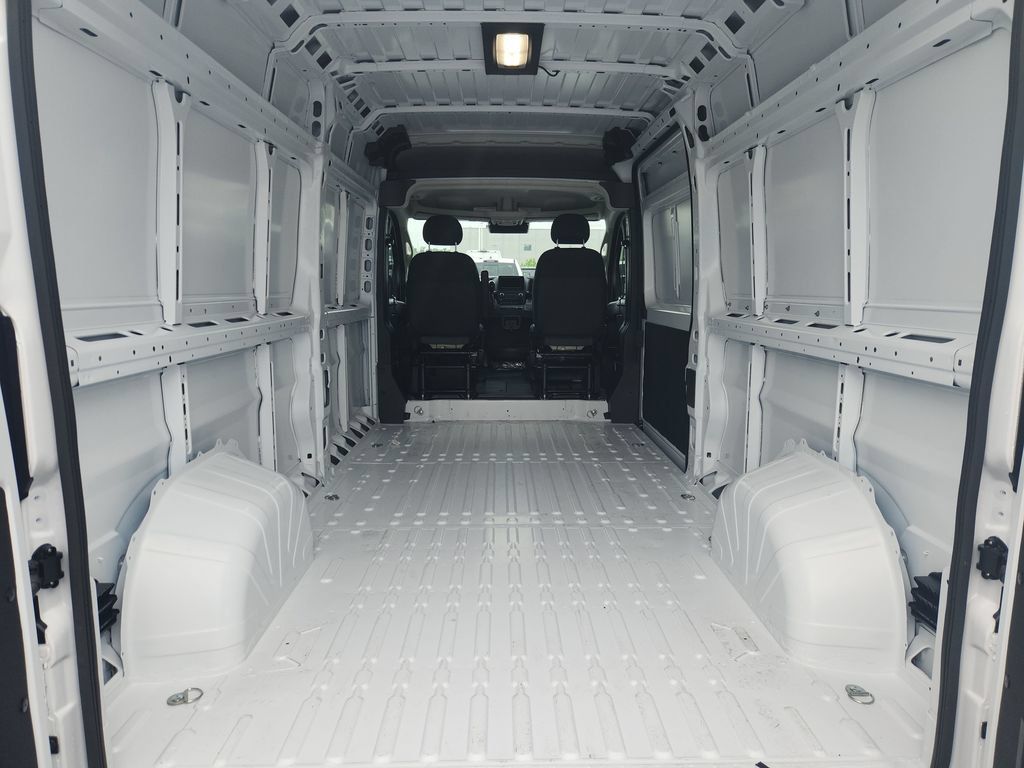 New 2026 RAM ProMaster 2500 w/ Convenience Group FWD image 22