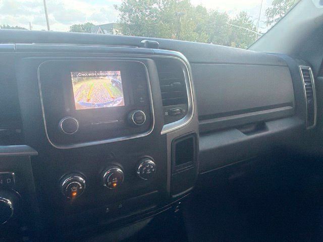Used 2021 RAM 1500 Classic SLT AWD/4WD image 13