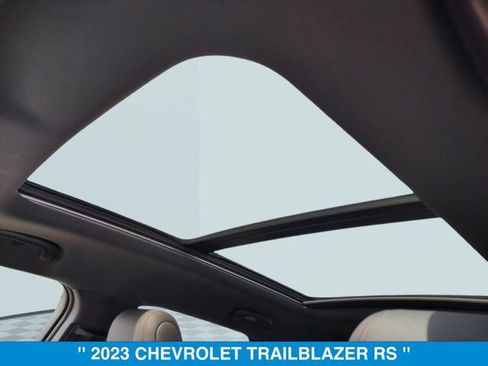 Used 2023 Chevrolet TrailBlazer RS w/ Sun and Liftgate Package AWD/4WD image 29