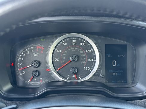 Certified 2022 Toyota Corolla SE w/ SE Premium Package image 32