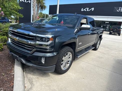 Used 2018 Chevrolet Silverado 1500 High Country AWD/4WD image 3