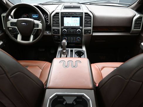 Used 2018 Ford F150 King Ranch w/ Equipment Group 601A Luxury AWD/4WD image 14