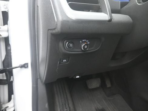Used 2020 GMC Terrain SLE w/ Driver Convenience Package FWD image 13