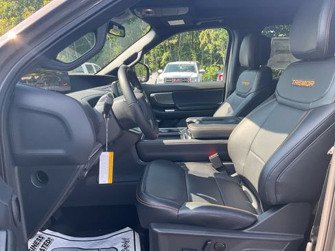 New 2027 Ford Expedition Tremor w/ Driver's Package AWD/4WD image 16