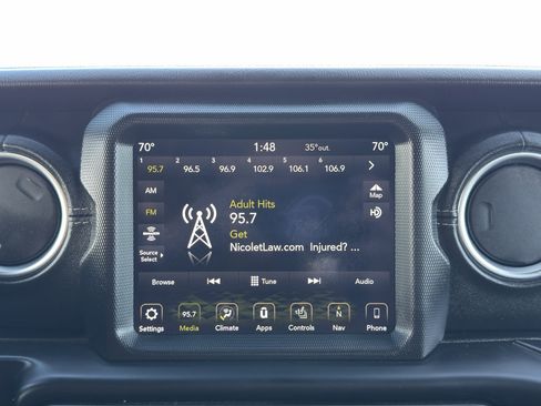 Used 2019 Jeep Wrangler Unlimited Sahara w/ Quick Order Package 24M Moab image 24