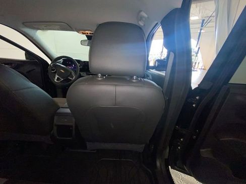Used 2024 Chevrolet Trax LT w/ Driver Confidence Package FWD image 36