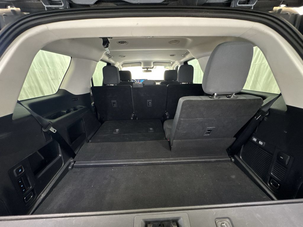 Used 2025 Ford Expedition Active AWD/4WD image 23