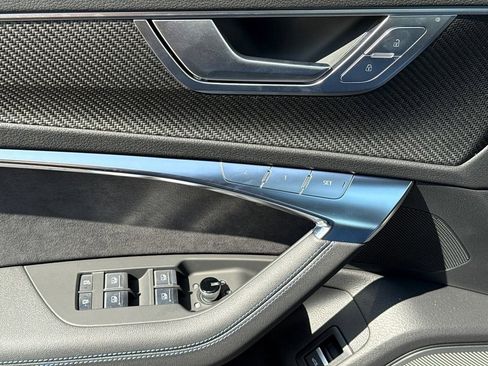 New 2025 Audi RS 6 performance image 17