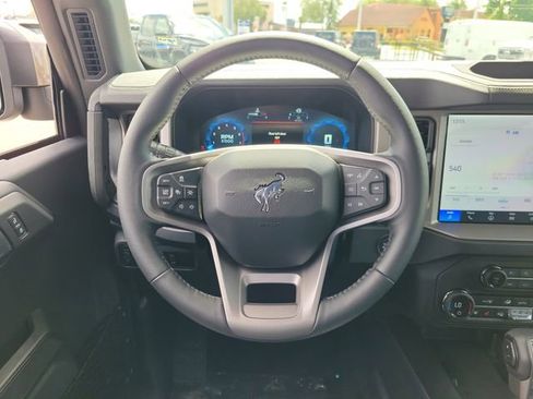 New 2025 Ford Bronco Outer Banks AWD/4WD image 9