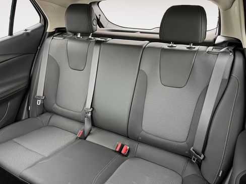 Used 2024 Buick Encore GX Preferred image 16