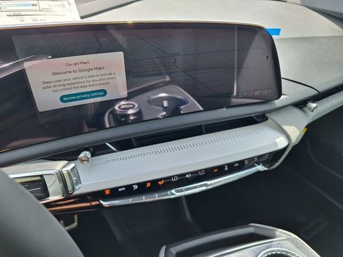 New 2026 Cadillac Optiq Luxury 2 RWD image 31