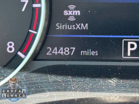 Used 2023 Nissan Sentra SR w/ SR Premium Package FWD image 31
