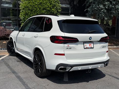 Used 2024 BMW X5 xDrive40i w/ M Sport Package AWD/4WD image 15