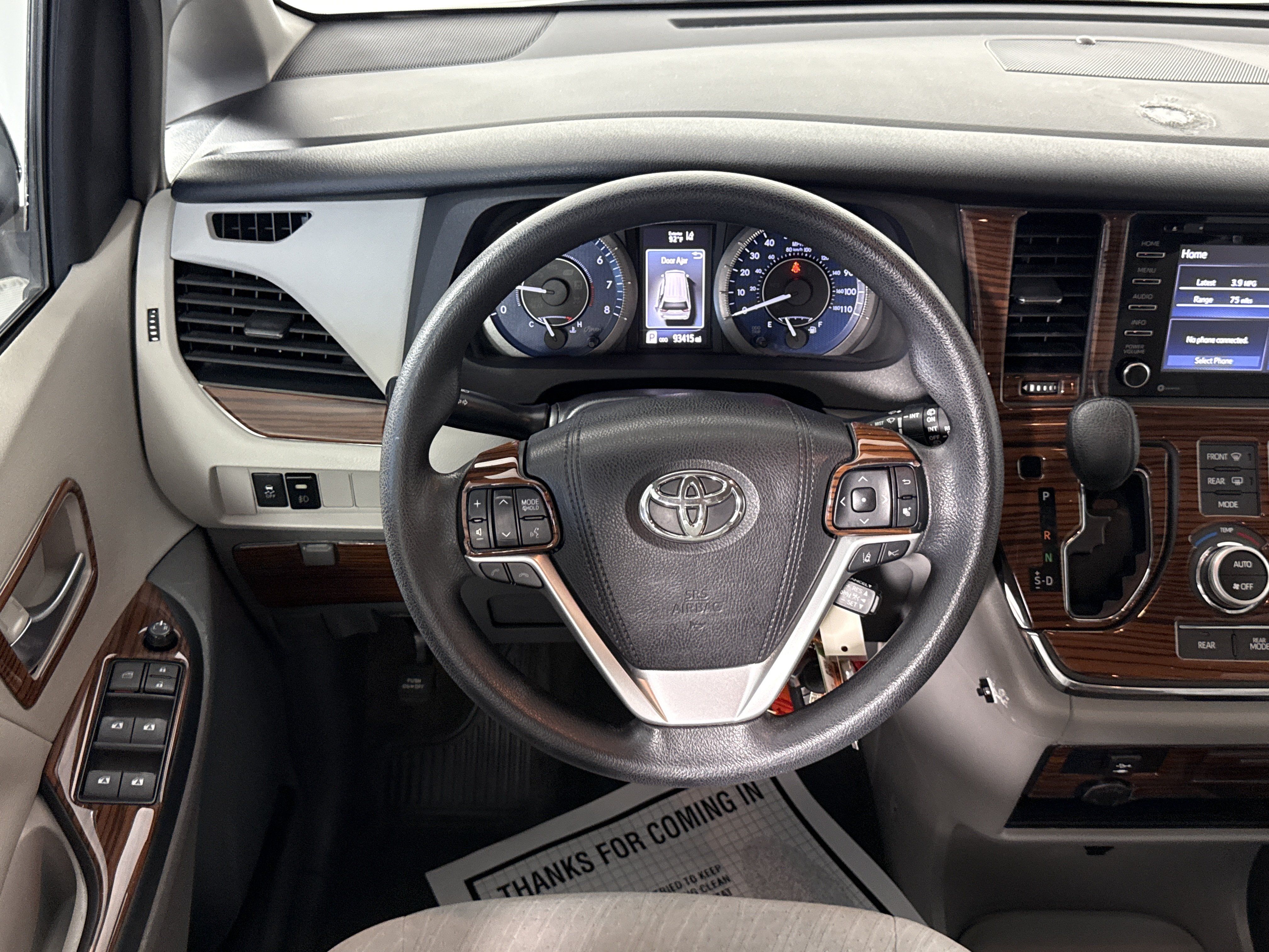 Used 2018 Toyota Sienna LE FWD image 11