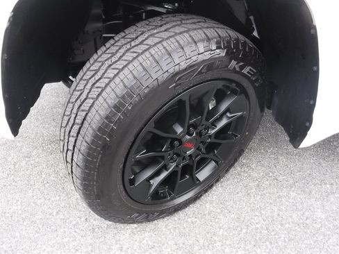 Used 2025 Toyota Tundra SR image 19