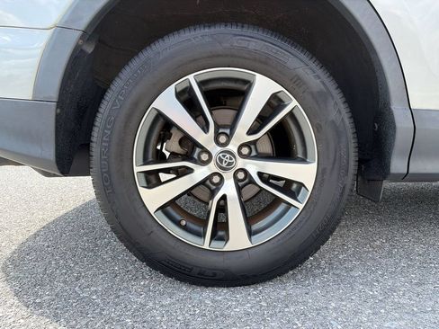 Used 2016 Toyota RAV4 XLE FWD image 29