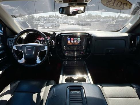Used 2018 GMC Sierra 1500 SLT AWD/4WD image 24