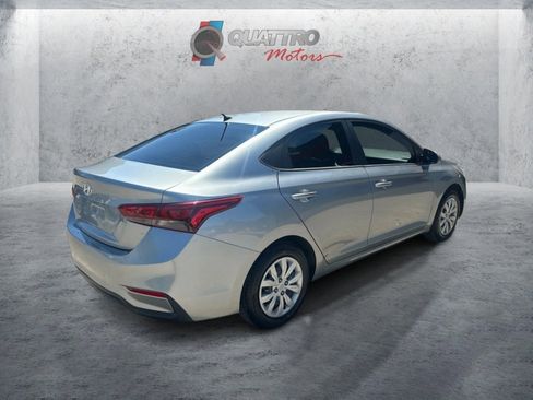 Used 2022 Hyundai Accent SE FWD image 6