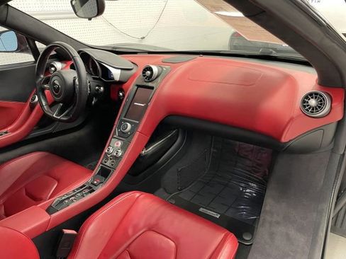Used 2015 McLaren 650S Spider RWD image 35
