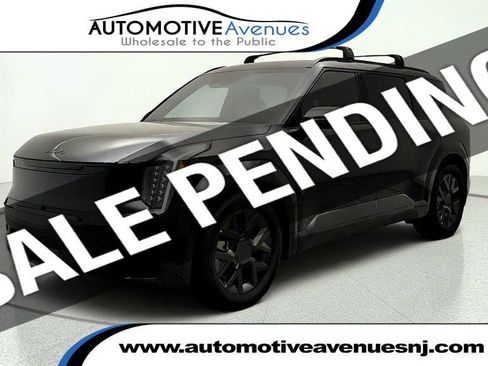 Used 2026 Kia EV9 Land w/ Nightfall Edition Package AWD/4WD image 1
