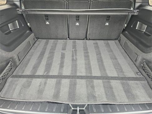 Used 2020 Mercedes-Benz GLB 250 4MATIC image 32