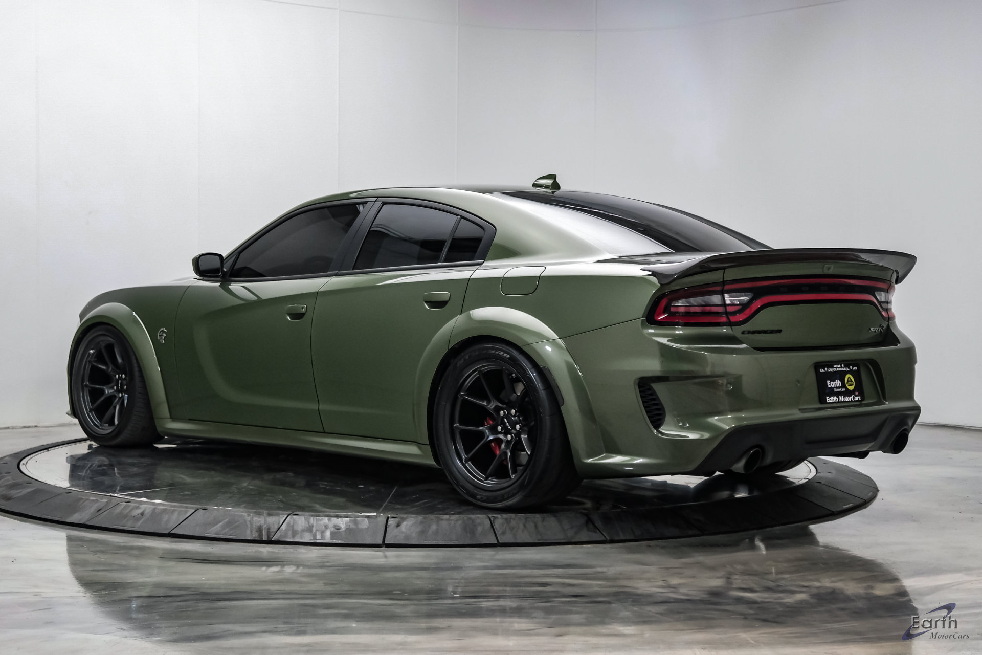 Used 2021 Dodge Charger SRT Hellcat RWD image 12