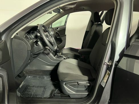 Used 2021 Volkswagen Tiguan S image 18