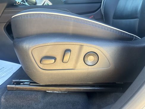 Used 2025 GMC Acadia Denali w/ Super Cruise Package image 18