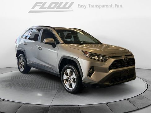 Used 2020 Toyota RAV4 XLE w/ Convenience Package AWD/4WD image 1