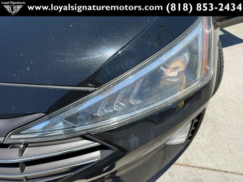 Used 2019 Hyundai Elantra SE w/ Cargo Package FWD image 30