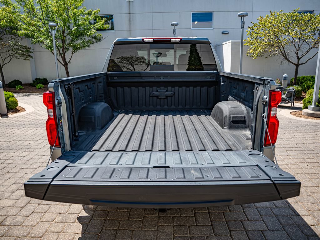 Used 2024 Chevrolet Silverado 1500 RST w/ Convenience Package II AWD/4WD image 45