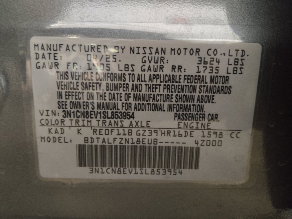 Used 2025 Nissan Versa SV w/ Trunk Package FWD image 33