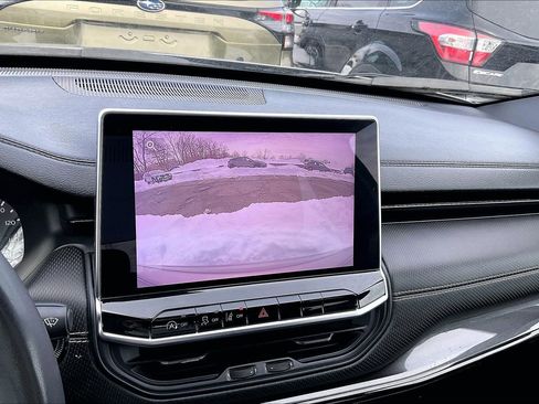 Certified 2022 Jeep Compass Altitude image 25