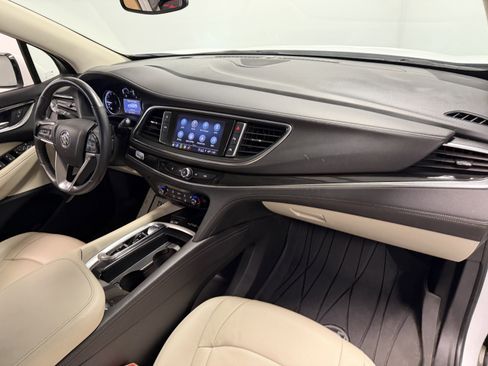 Used 2023 Buick Enclave Essence w/ Experience Buick Package image 7