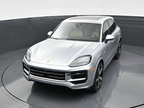 New 2026 Porsche Cayenne E-Hybrid image 33