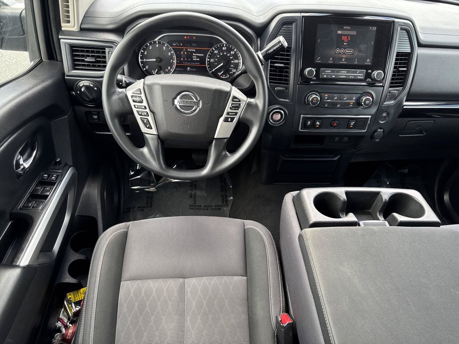 Used 2022 Nissan Titan SV RWD image 12